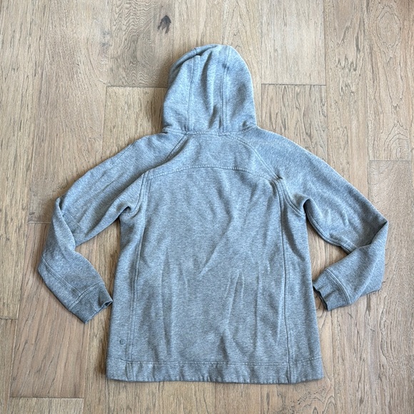 EUC Lululemon Wind Down Pullover Heathered Medium Grey / Slate Size 4 - Picture 14 of 16
